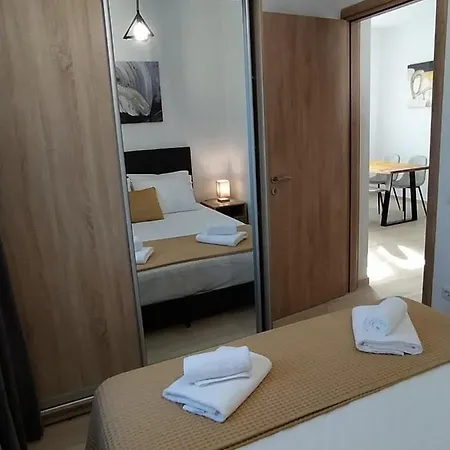 πλατανακι 2 Seaview * Андрос
