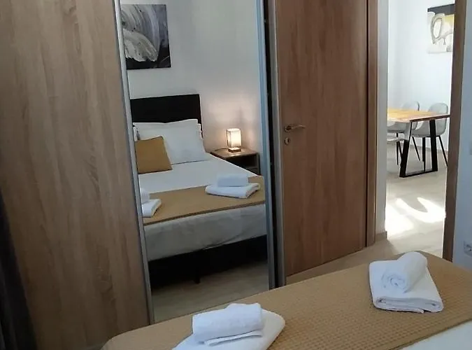 πλατανακι 2 Seaview * Ándros